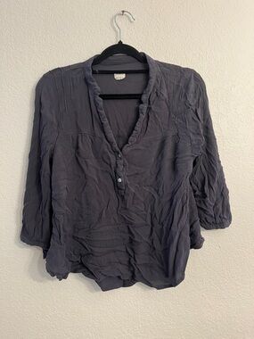 O'Neill Charcoal Gray Crinkled Button-Down Blouse